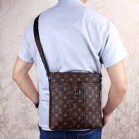 tas batam/tas import/tas wanita Louis Vuitton Slingbags FC 8818