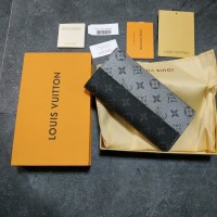 Dompet pria louis vuitton gradasi hitan dan putih grade original
