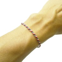 Gelang Tridatu Standar bahan awet dan tidak luntur