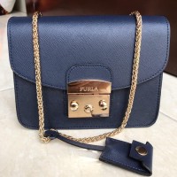 Tas wanita cewe supplier branded murah import batam FURLA METROPOLIS