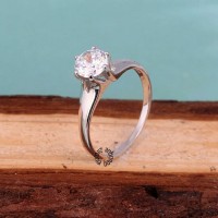 Cincin Tunangan Mata Satu Prong Ulir