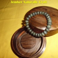 Gelang Batu BLACK JADE 10 mm di NATURALLY CRAFT JEMBER