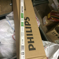TL 18 Watt Philips Putih / Lampu TL 18 W Philips / Lampu Neon 18 W