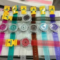 jam tangan favorit bening wanita pria