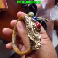 Jual Gelang akar bahar putih ukir naga 11 sub TUTULHENDICRAFT
