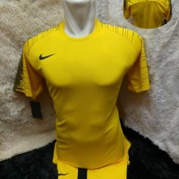 setelan futsal kuning batam /baju bola /baju futsal/seragam bola
