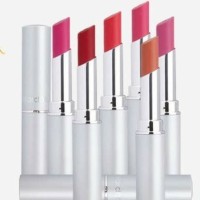 Lipstik wardah merah maroon