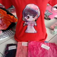 kaos merah