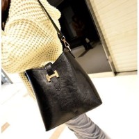 TAS BAHU PUNDAK SIMPLE CASUAL WANITA MERAH IMPORT SLEMPANG KOREA KULIT