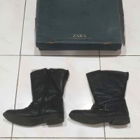 Sepatu Boots Cewe Wanita Zara Ukuran 38 atau 5 Leather Kulit Hitam