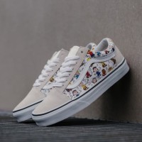 Sepatu Sneakers Vans Peanuts Old Skool Multi True White Premium Ori