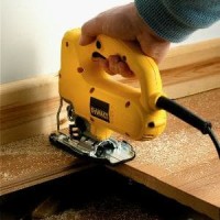 mesin potong gergaji jigsaw DW341