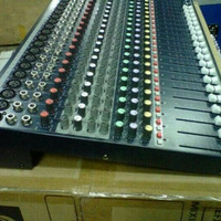 Mixer Audio Soundcraft EFX 20 untuk masjid, gereja studio, karaoke dll