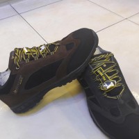 sepatu safety dunlop oil resistant