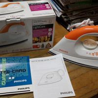 Setrika Philips Light Care HI115 350 Watt 220 Volt