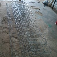 Batree atau kandang ayam petelur dqn puuih