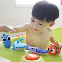 Set 4 Kid Bath Toys Nemo Baby Shark Mainan Hewan Plastik Model Nemo