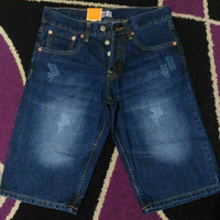 Celana Pendek Jeans Levis Import Seri 501 (New Product)