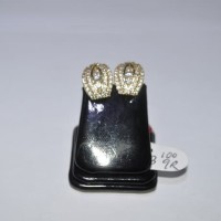 Anting emas kuning 70% berat 3.1 gram. yellow gold earring