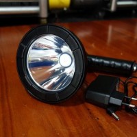 Dijual Lampu Sorot / Senter Led 10 Watt - T61 Li Ion Battery