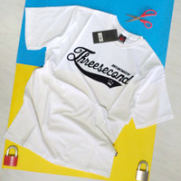 KAOS 3SECOND TSHIRT DISTRO PRIA FLOCKING FREE STIKER