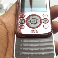 Sony Ericsson W395 Hello Kitty Edition HP Jadul Langka Mulus