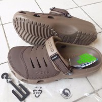 TERBARU BEST DEAL Sandal Sepatu Crocs Men Yukon Leather SALE sepatu s