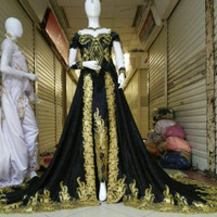 Kebaya Bludru Pengantin Wanita