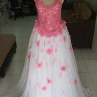 sewa gaun bridal / pengantin jakarta / bridal pink flower