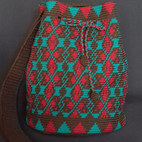 Tas Rajut Tapestry