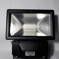Lampu Sorot LED/Lampu Taman/Tembak Merk Shinyoku 20watt