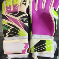 (Sepak Bola & Futsal) Sarung tangan FAT Venom Medius Pro Ungu new 2017