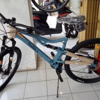 Fullbike Sepeda MTB Fulsus Thrill Oust 1.0 Size L Abu New Free Ongkir