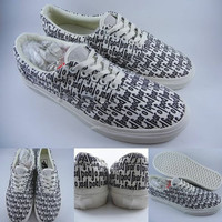 Sepatu kets Vans Era Fear of God Full Print off white
