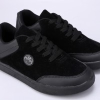 Sepatu Sekolah SD Anak Laki Perempuan Hitam Polos Sepatu Kets Bertali