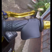 (New Arrival!!) Penahan Gas Grip Motor / Smart Grip Aksesoris Motor