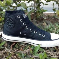 Jual Sepatu Converse Kulit For Man Untuk Pria/Wanita Import Quality
