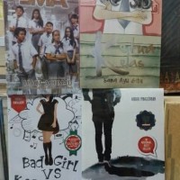 Novel 1 set KAKAK KELAS+KETUA OSIS +KETUA KELAS +ADA CINTA DI SMA.