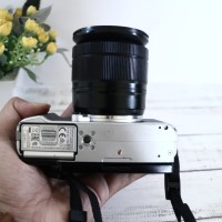 Kamera Mirrorless Fujifilm XA2 murah bukan DSLR Canon Nikon Sony Lumix