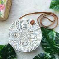 Jual TAS ROTAN BULAT 20cm ~ Motif Flower / Tas Ate / Rattan Bag Murah