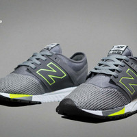 Free Bonus !!! Sepatu sneakers murah NB 247 impor quality