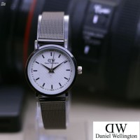 Parling Laris! Jam Tangan DANIEL WELLINGTON WANITA PASIR UKURAN KECIL