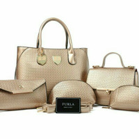 FURLA Helios 3212 Set 5in1 (2 Tas, 1 Clutch & 2 Pouch)