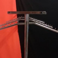 Gawangan pipa kotak set rak ram di atasnya dan 6 pcs hanger suling