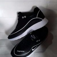 TERBATAS sepatu running merk nike air max warna hitam sol putih RECOM