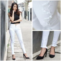 Celana jeans putih sobek tembus Winston ripped jeans wanita terbaru