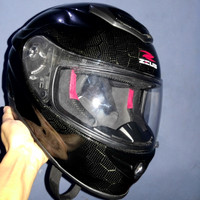 helm zeus z1600 carbon bekas pemakaian