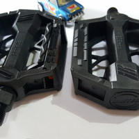 Pedal Sepeda BMX As Kecil United Hitam