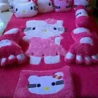 Harga Promo Karpet Karakter Hellokity Pink Murah