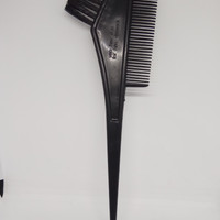 Sisir untuk cat rambut